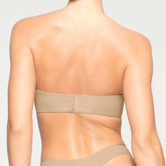 NWT* SKIMS "FITS EVERYBODY STRAPLESS BRA" 32C - Picture 4 of 4